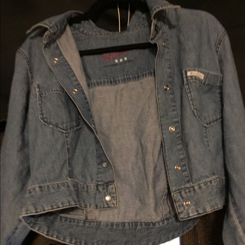 Guess denim cropped jacket. Size XL